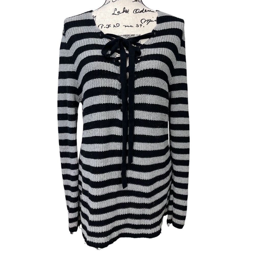 BKE Striped Lace Front Black and Grey Thick Knit Tunic Sweater Size XL